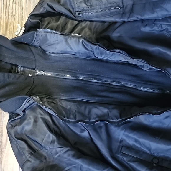 Ladies Guess Hooded Jacket Sz XXL - Picture 6 of 8